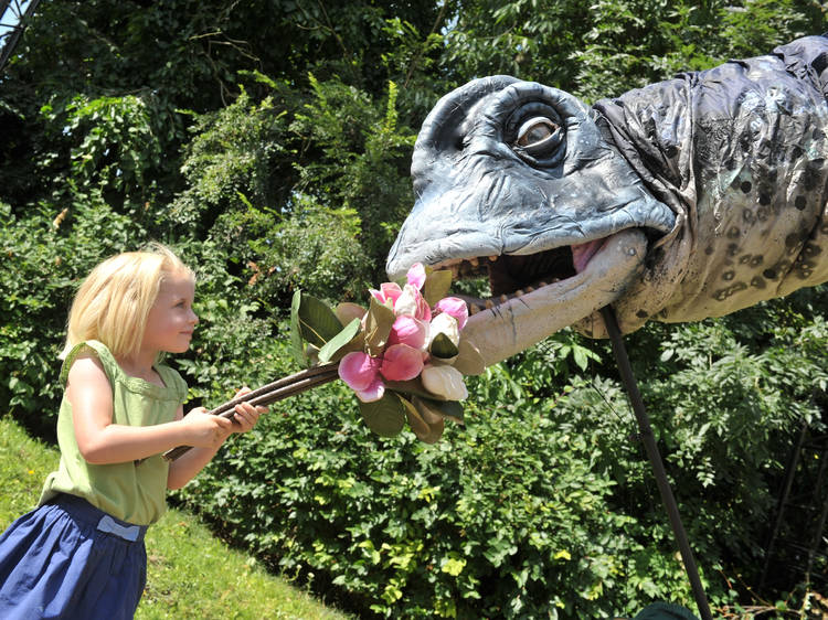 Watch 'Dinosaur Zoo Live' at the Rose Theatre