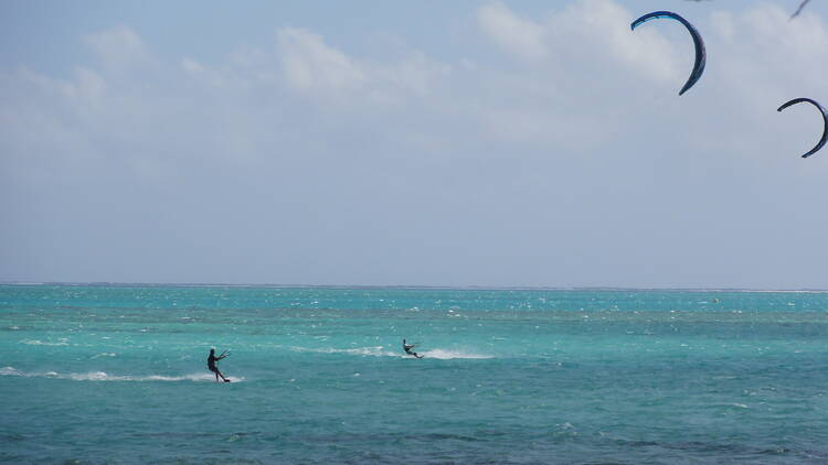 El paradís del 'kitesurf'