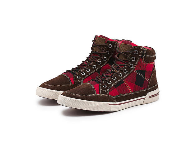 bass athletic sneakers