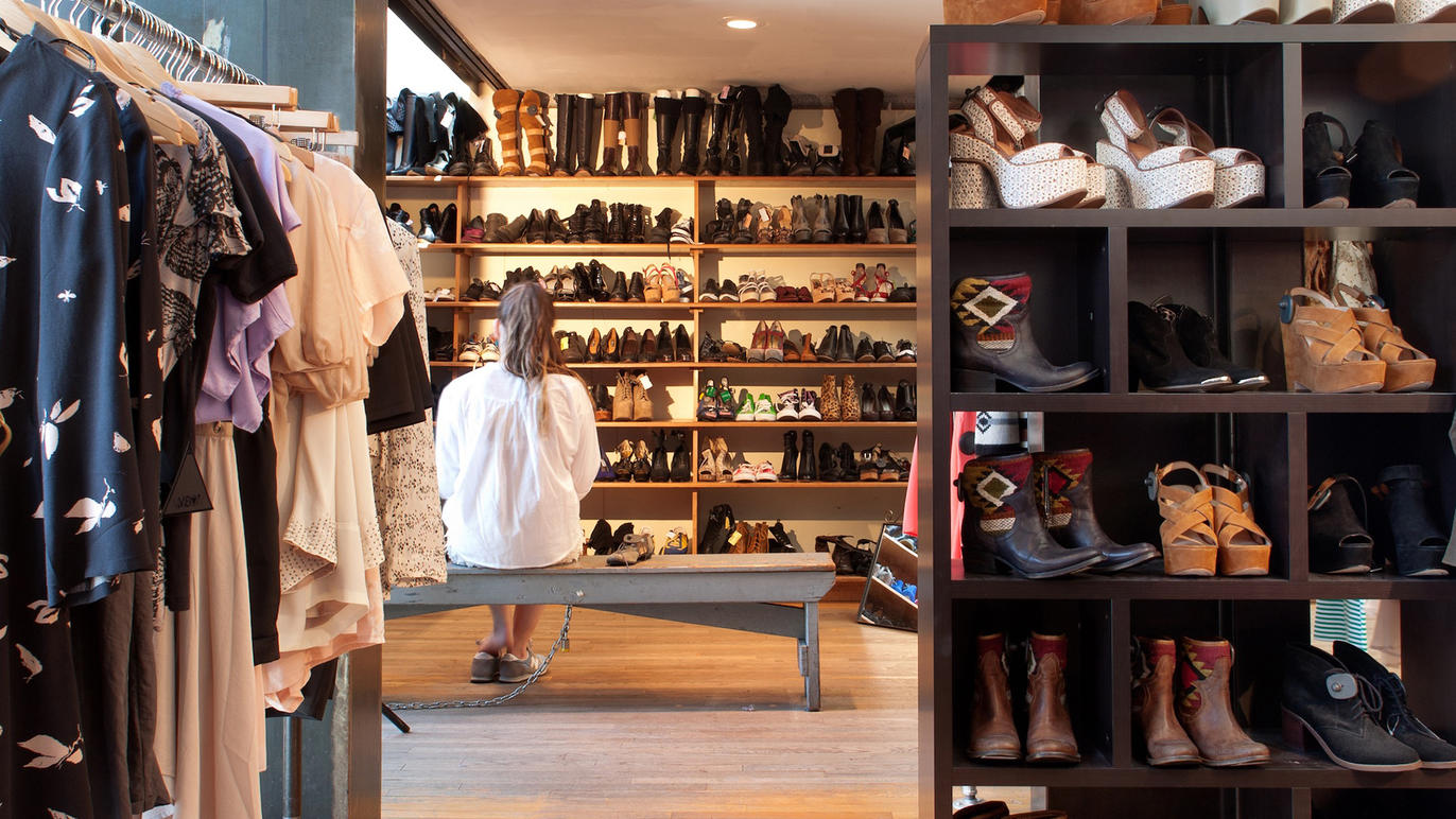 Wasteland Shopping in Fairfax District, Los Angeles