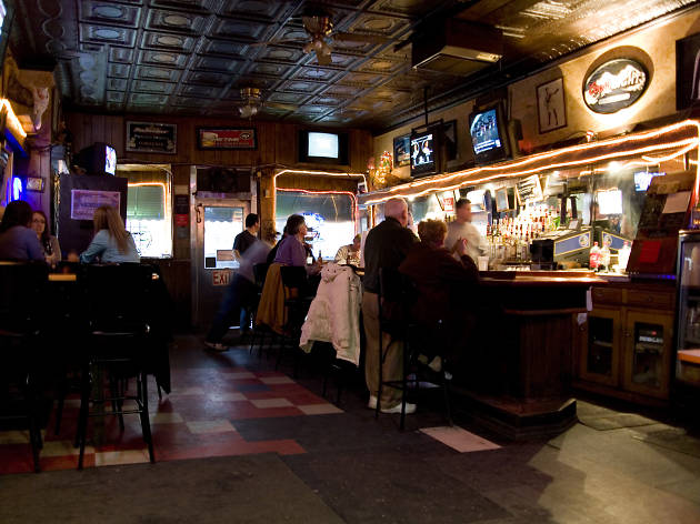 Turkey's Nest Tavern | Bars in Williamsburg, Brooklyn
