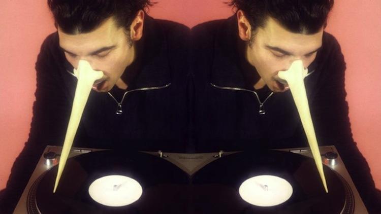 DJ Set - 'Artistes aux Platines'