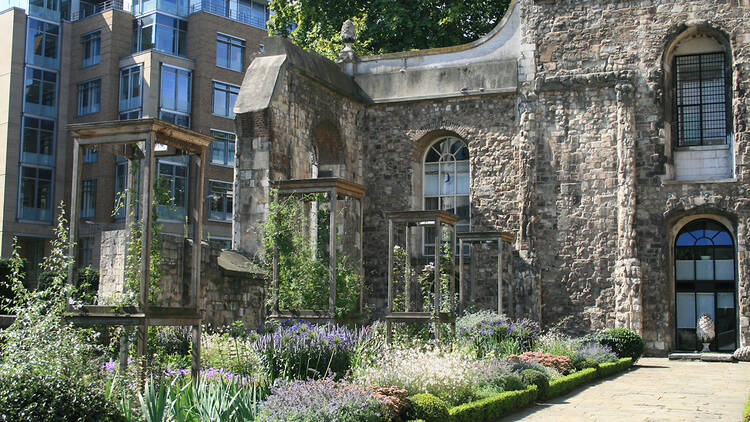 Christ Church Greyfriars Rose Garden