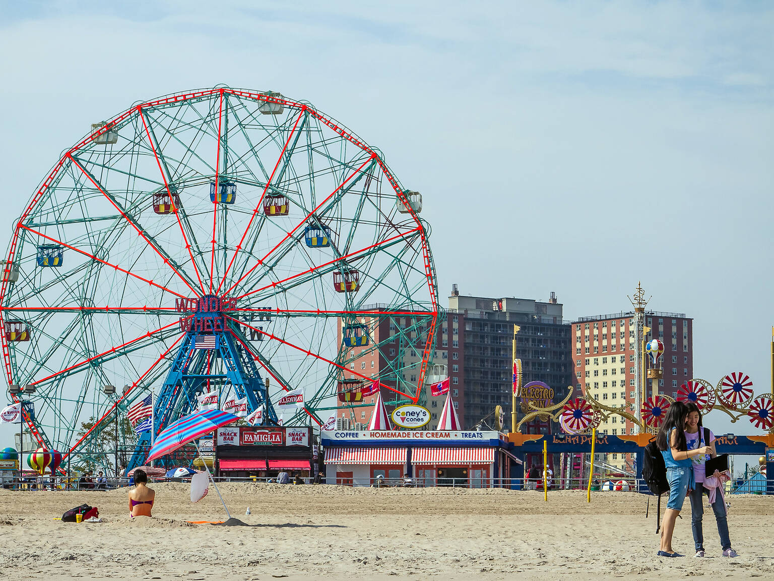 14 Best Bars and Restaurants in Coney Island For Summer Fun