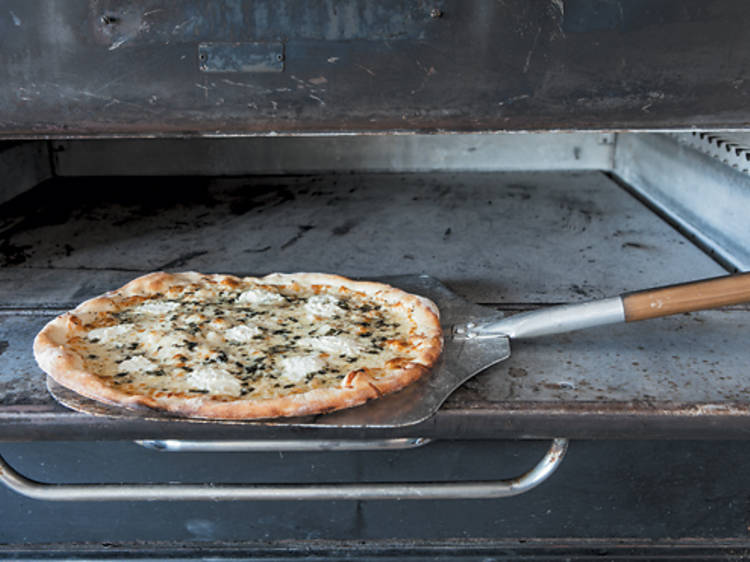 398.rb.eo.tn.armitagePizza1.jpg 398.rb.eo.tn.armitagePizza1.jpg