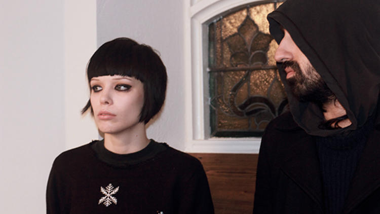 401.mu.mu.ls.CrystalCastles.jpg