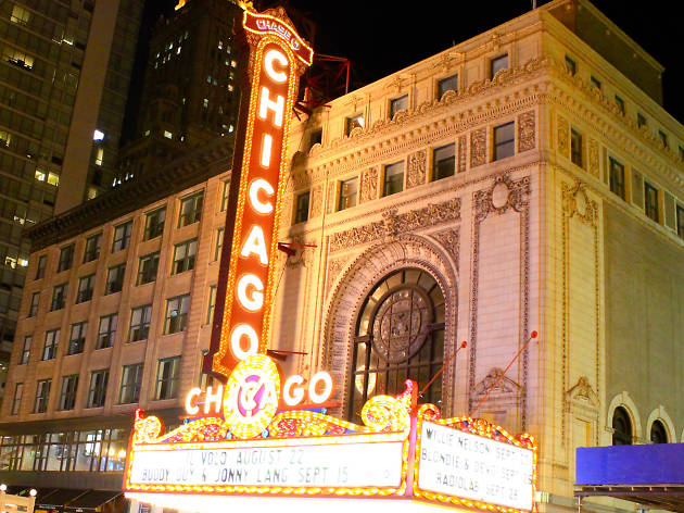 ChicagoTheatre.venue.jpg