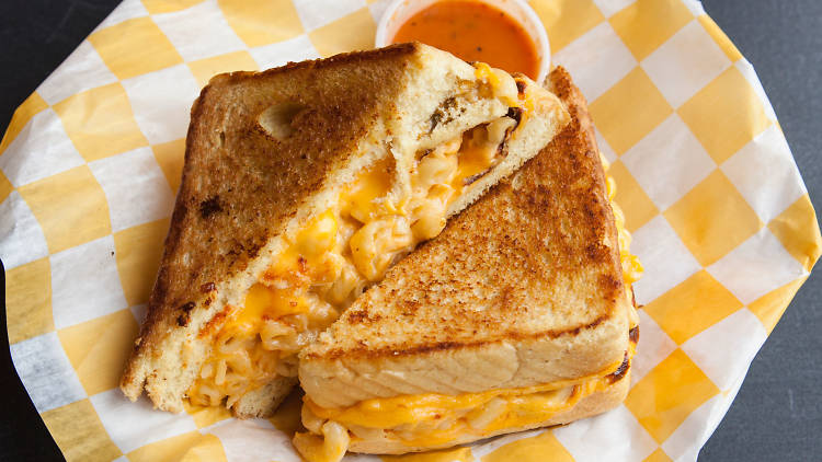 Breakfast Grill – Cheesy Sandwich Cafe With 9 Different Sammies At