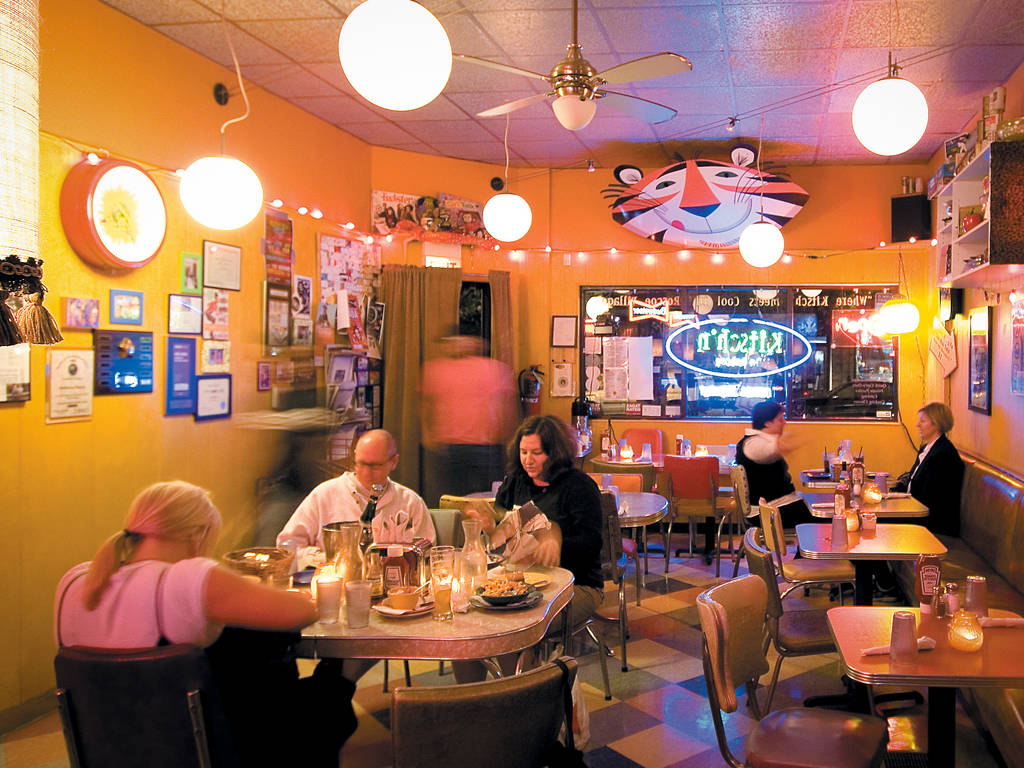 A guide to the best restaurants in Roscoe Village