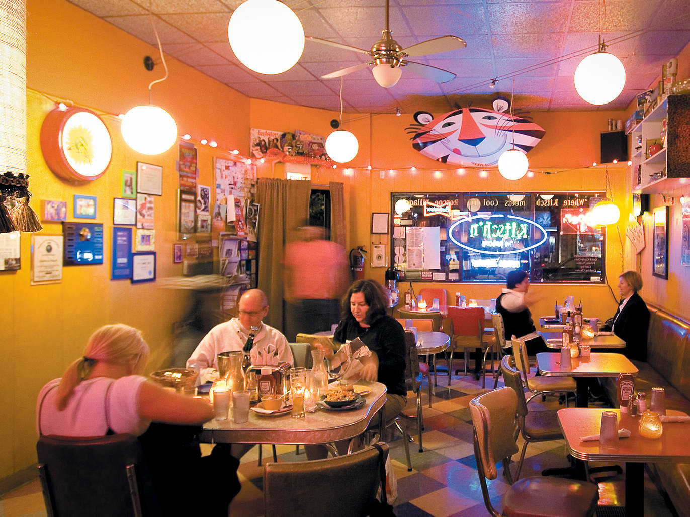 A guide to the best restaurants in Roscoe Village