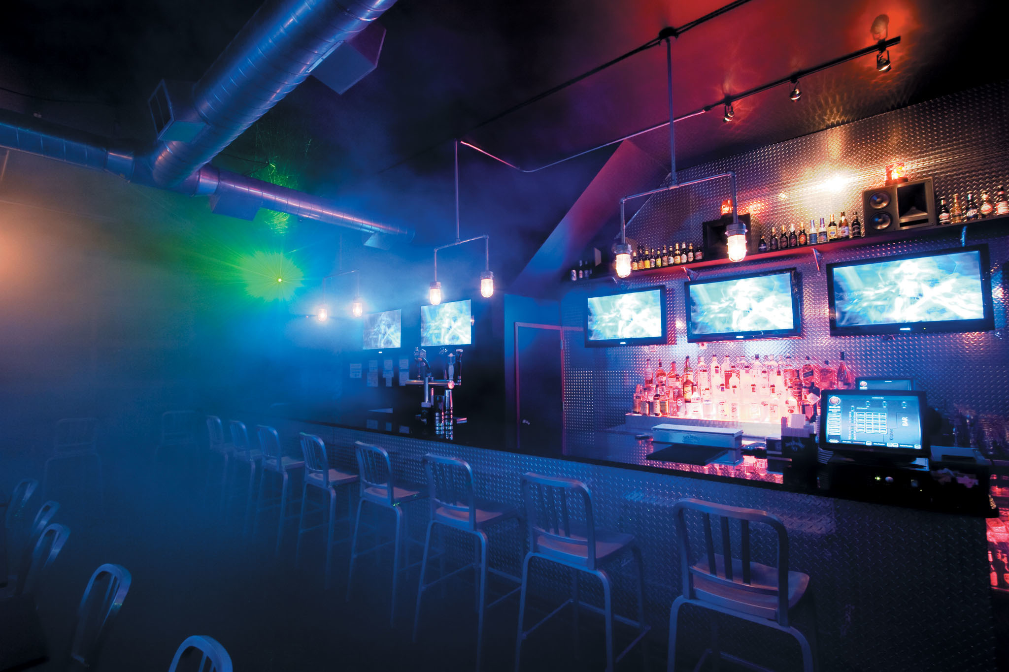 Lockdown Bar & Grill Restaurants in Ukrainian Village, Chicago