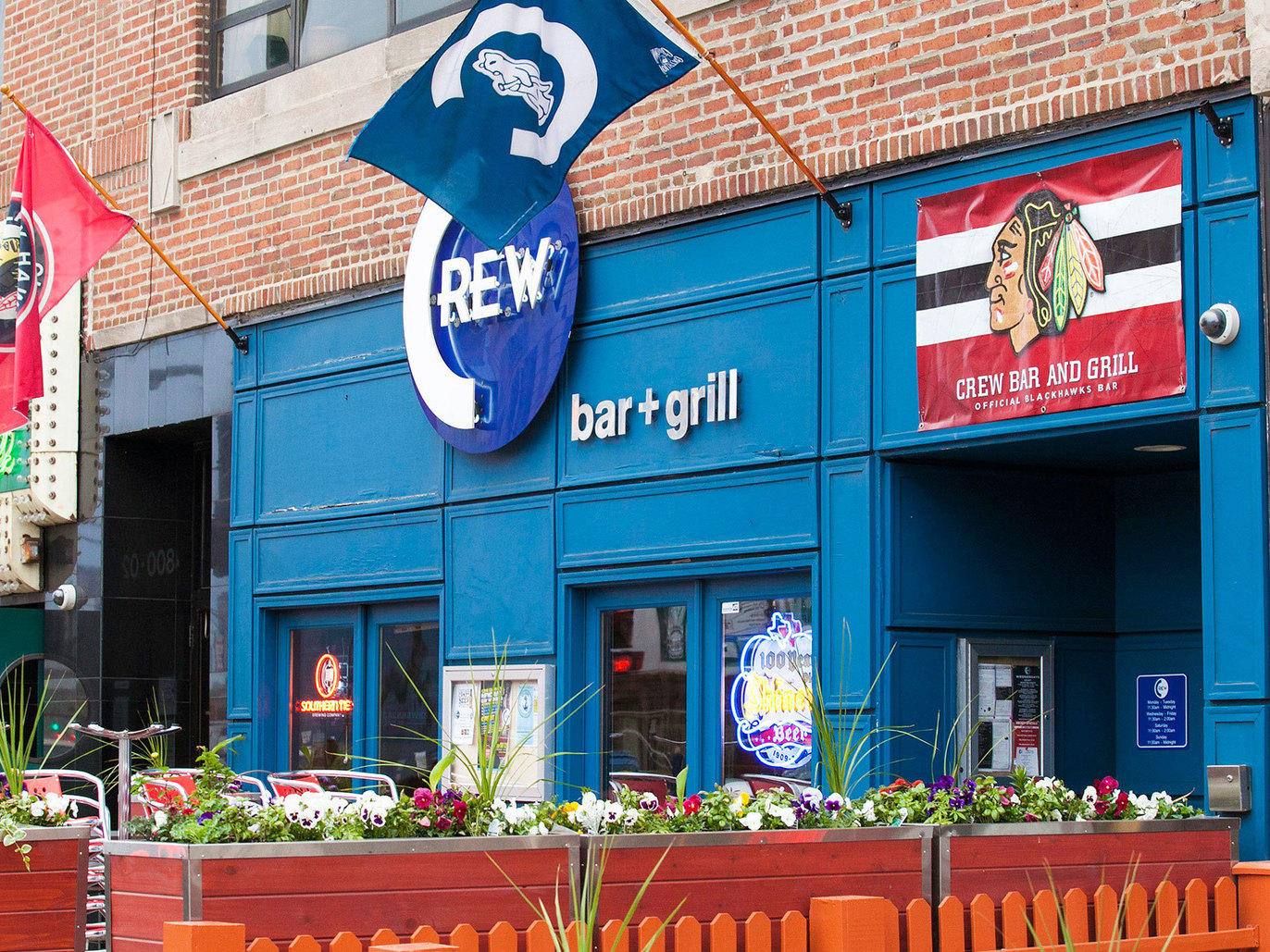 The best Uptown bars for cocktails and cheap beer