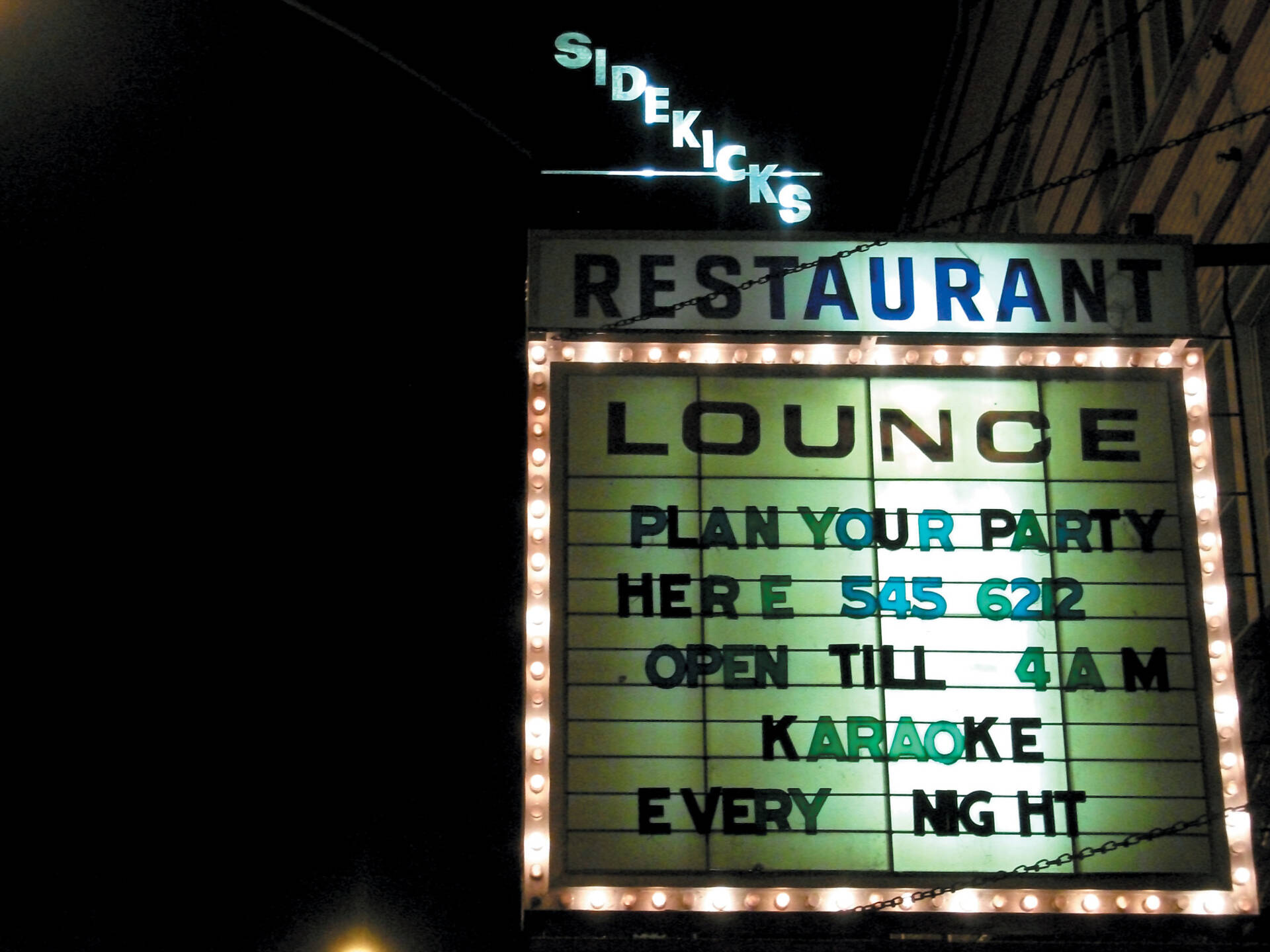 Best dive bars in Chicago