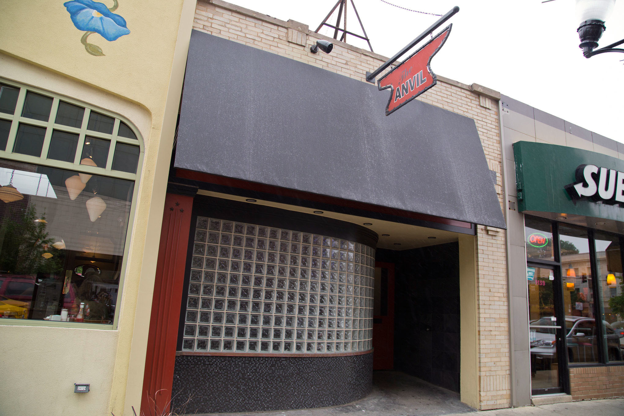 The Granville Anvil Bars in Edgewater, Chicago