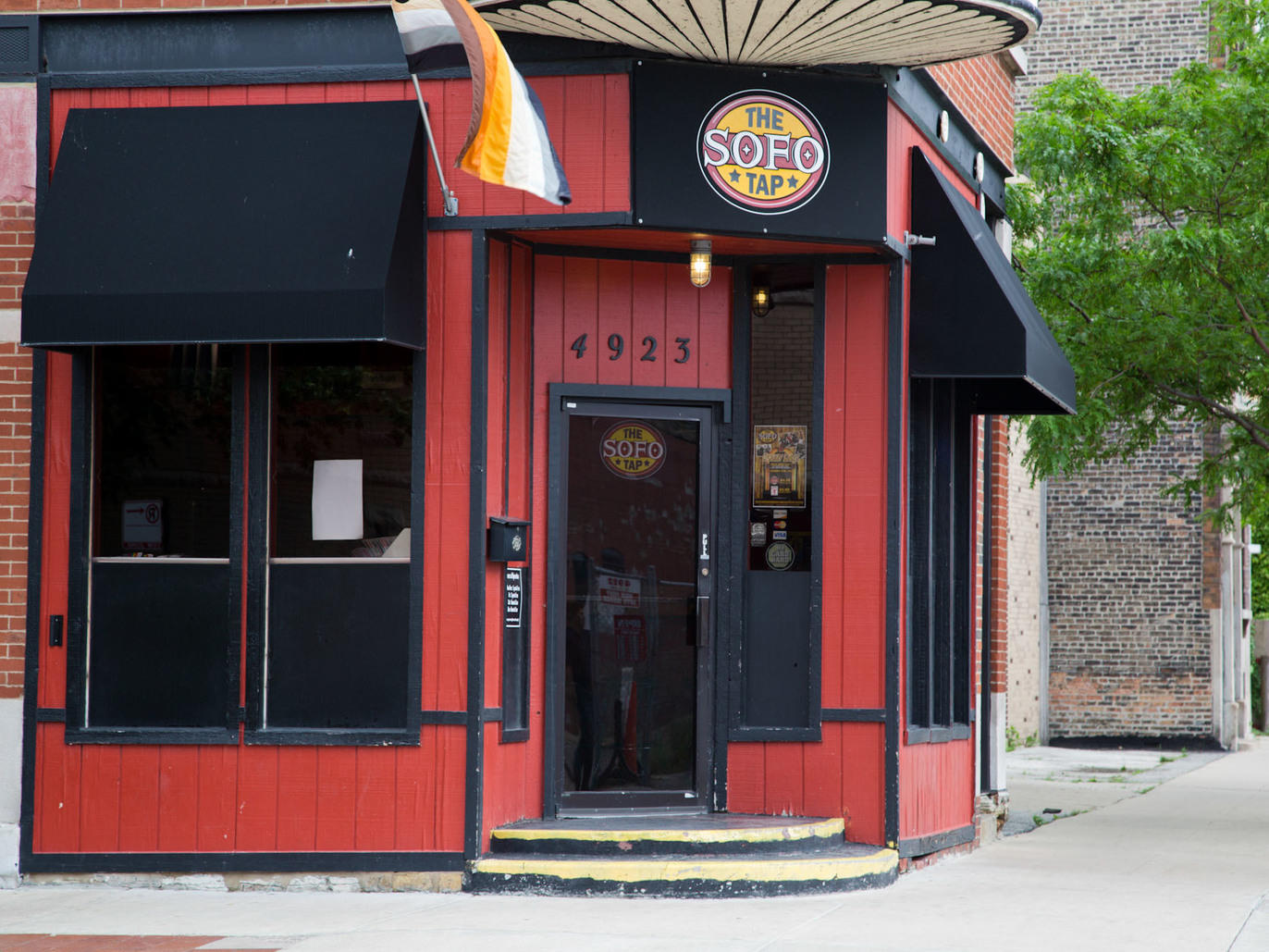 black gay bars in chicago