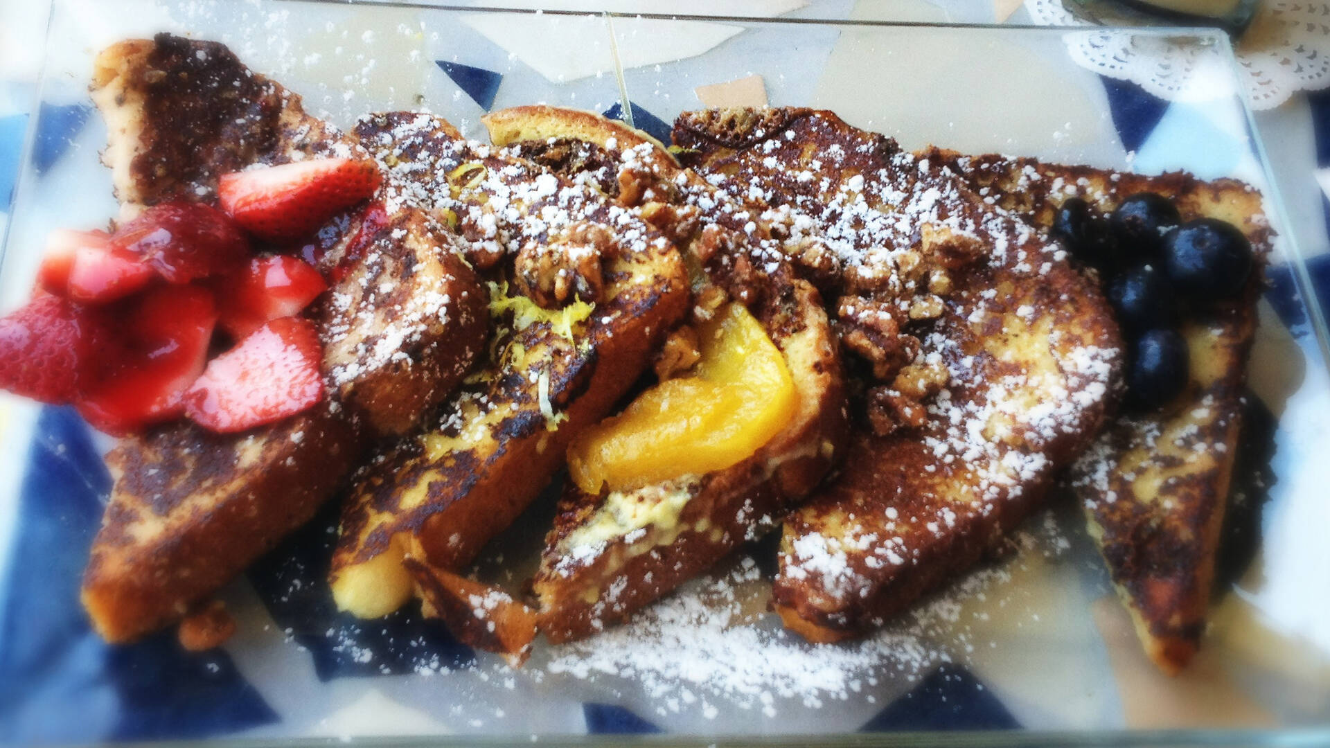 Batter and Berries Restaurants in Sheffield & DePaul, Chicago