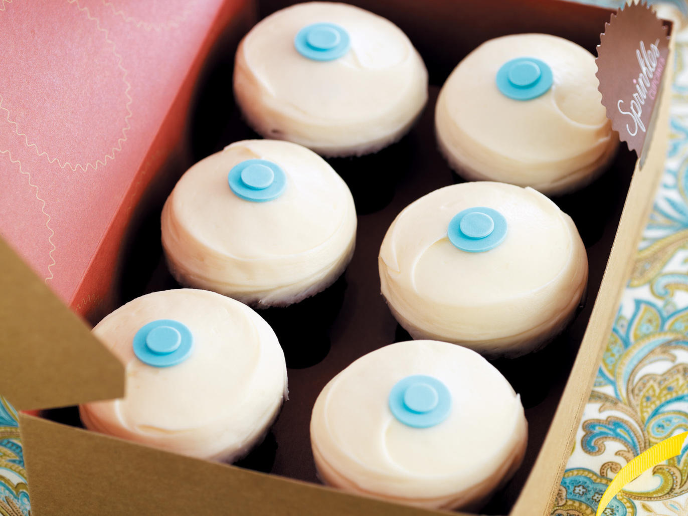 Best cupcakes in Chicago Bakeries and trucks for the sweet treat