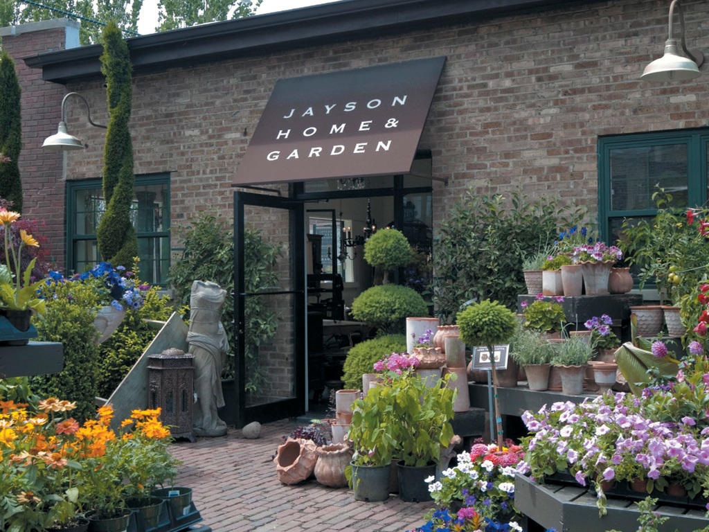 Furniture stores in Chicago for home goods and home decor