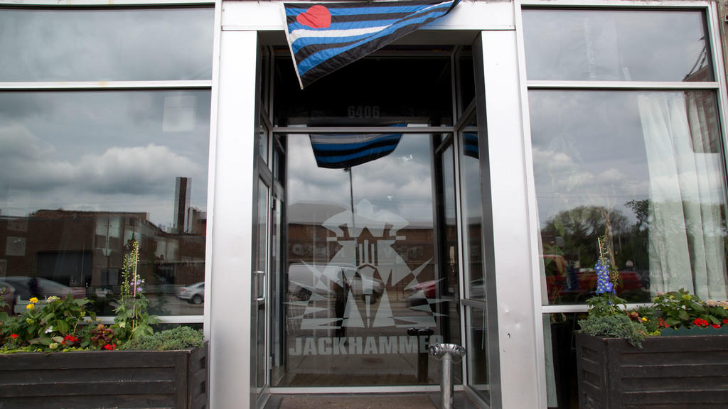 Jackhammer Bars in Rogers Park, Chicago