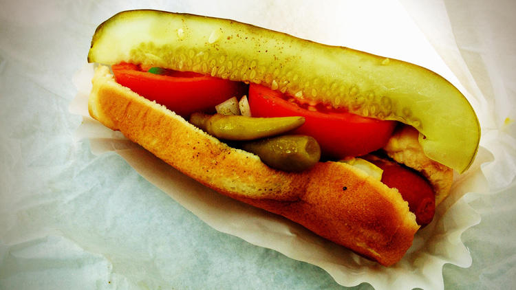 0713.chi.rb.hotdog.MaxsTakeOutNEW.jpg