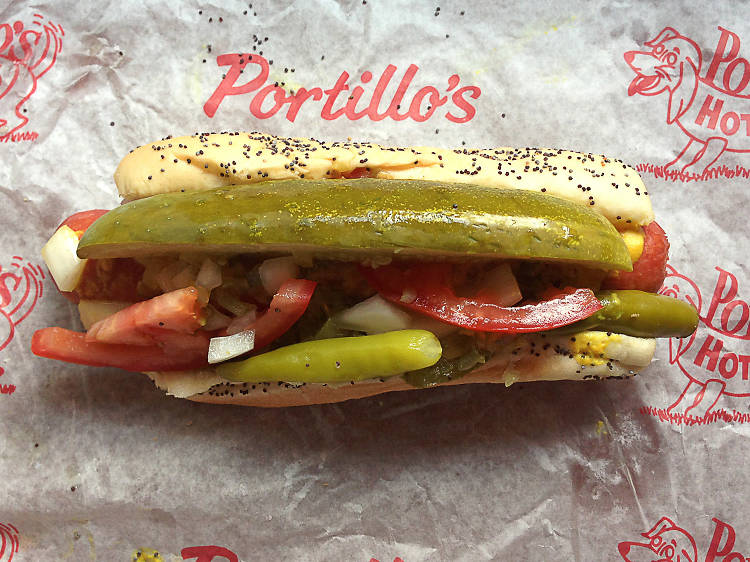 37,000+ Chicago Hotdog Pictures