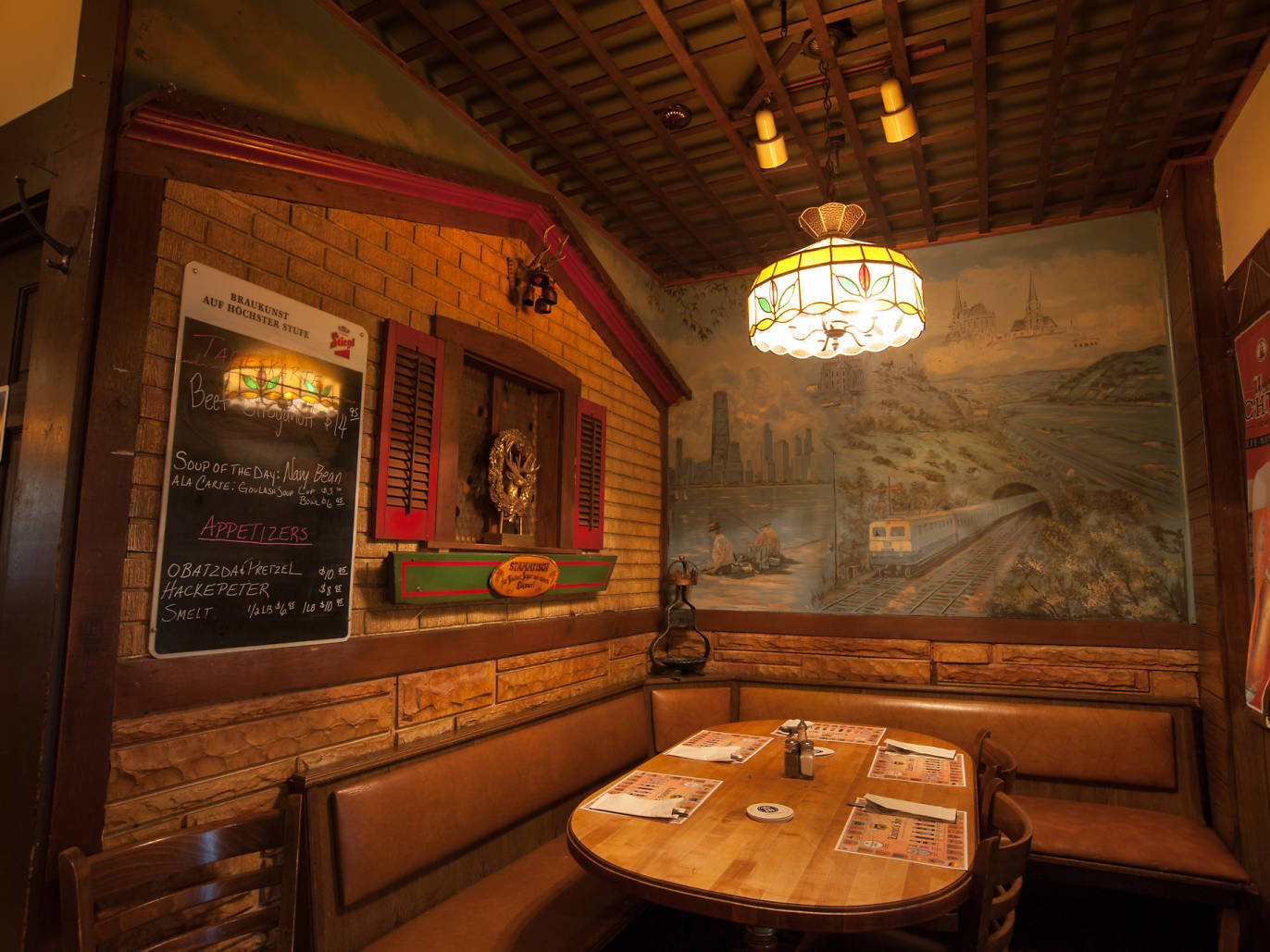 German food in Chicago Beer, bratwursts and more