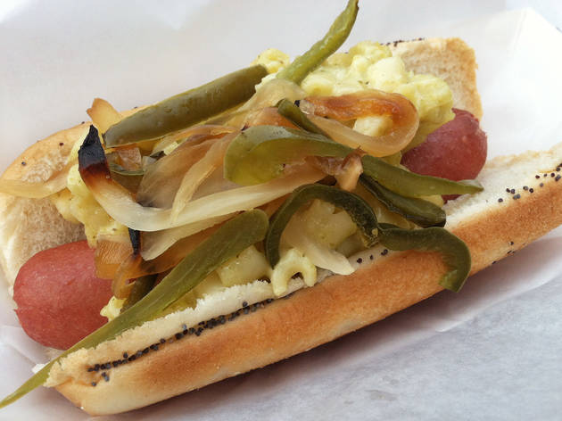 0713.chi.rb.hotdog.hauteDog.jpg 0713.chi.rb.hotdog.hauteDog.jpg