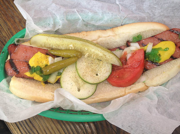 0713.chi.rb.hotdog.murphys.jpg 0713.chi.rb.hotdog.murphys.jpg