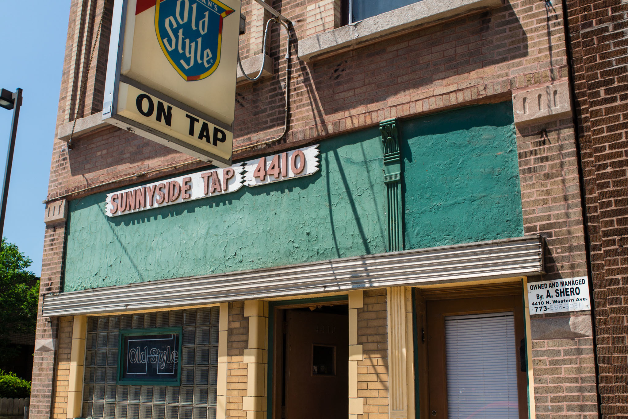 sunnyside-tap-bars-in-lincoln-square-chicago