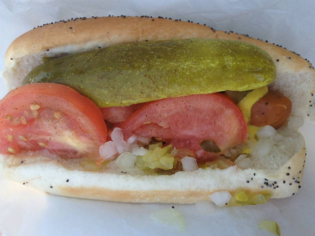 0713.chi.rb.hotdog.kimNCarlos.jpg 0713.chi.rb.hotdog.kimNCarlos.jpg