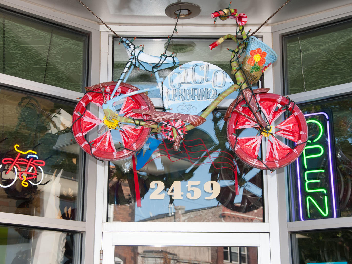 Bike shops in Chicago for road bikes, mountain bikes and parts