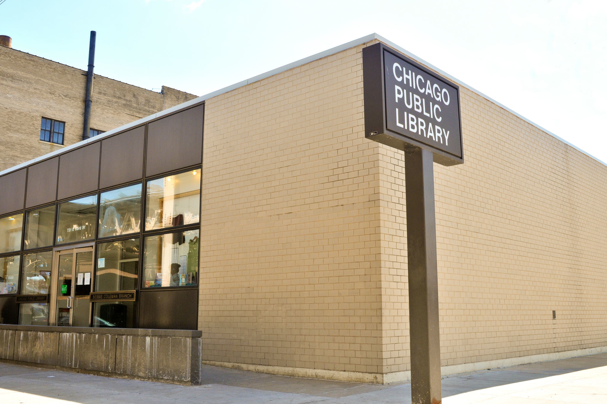 lade sikkert Sammentræf Chicago Public Library, Bessie Coleman Branch | Things to do in Woodlawn,  Chicago