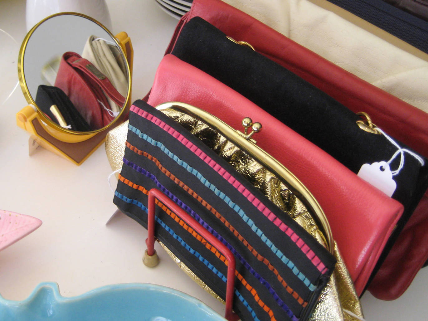 Best vintage clothing stores for antiques and 1960s fashion