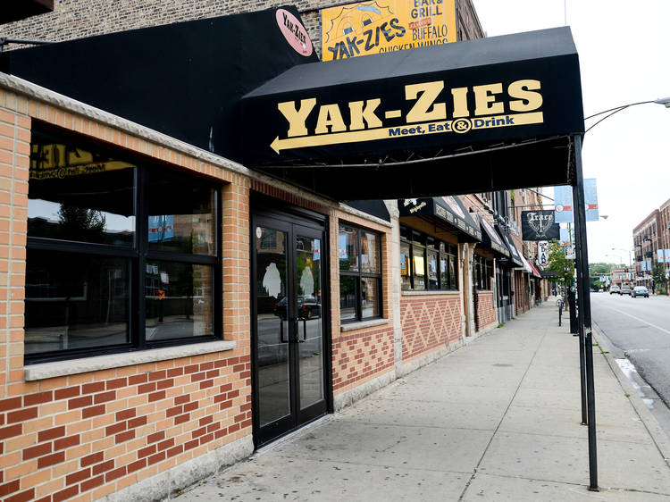 Yak-Zies Bar & Grill in Wrigleyville