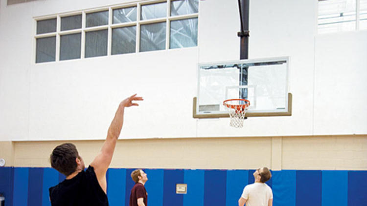 Basketball Courts Near Me - Gyms Chicago