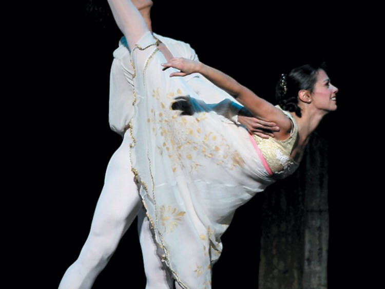 275.dance.lopez.box.1.jpg