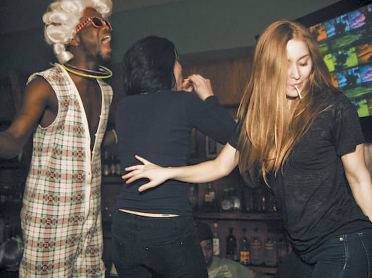 GayNightlife