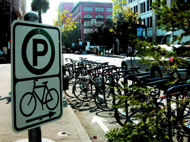 325.wk.ch.ld.BikeCorral.jpg 325.wk.ch.ld.BikeCorral.jpg