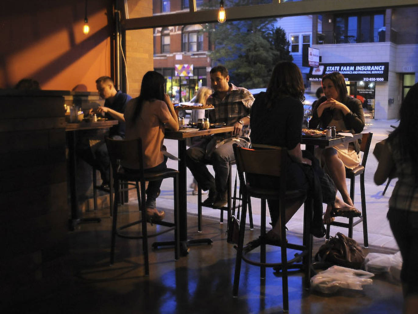 49 Best DogFriendly Restaurants, Bars & Patios in Chicago