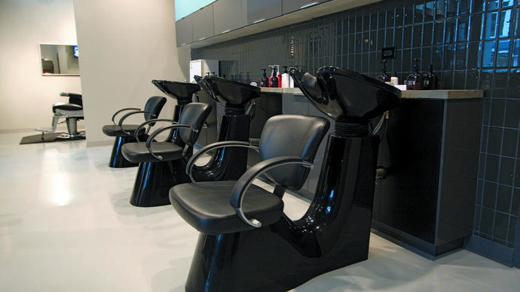 Van Buren Gentlemen’s Salon opens in the Loop