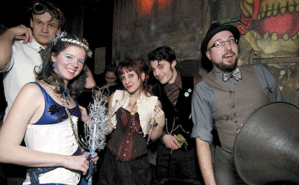 Steampunk strikes off on its own path in Chicago