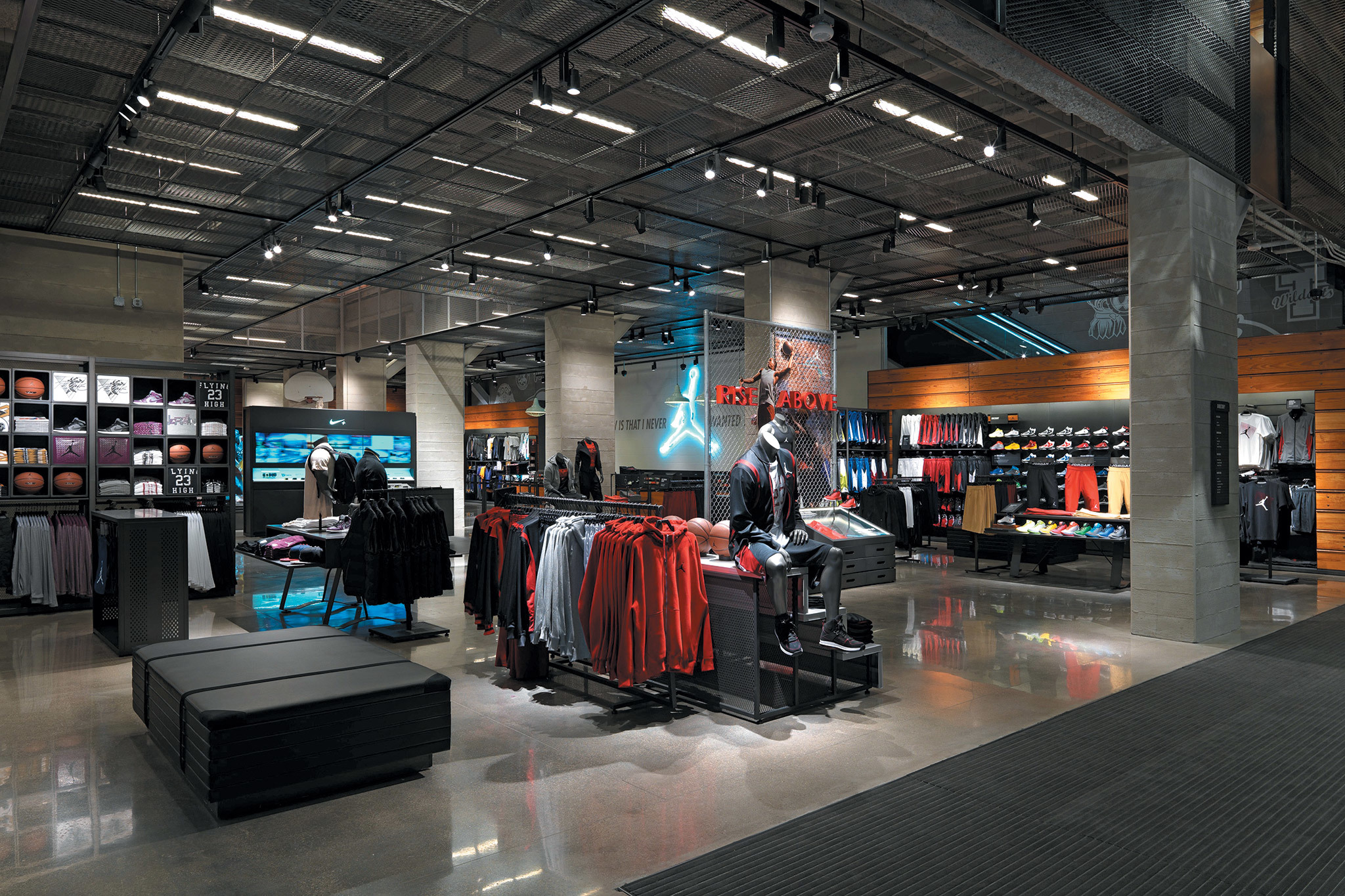 the nike store chicago