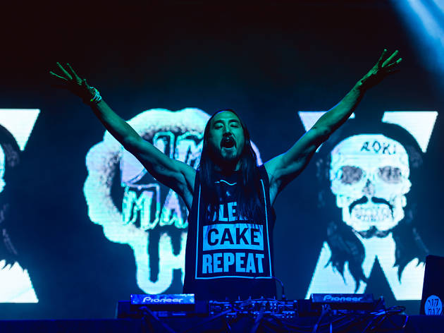 1013.chi.mu.Pharell23.jpg Steve Aoki, Pharrell Williams and Waka Flocka Flame throw a party on the Aokify America Tour at Chicago's UIC Pavilion.
