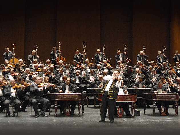 Orchestre Symphonique des 100 Violons Tziganes de Budapest Orchestre Symphonique des 100 Violons Tziganes de Budapest