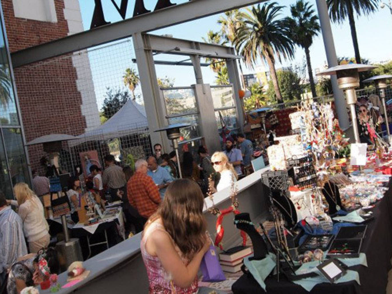 Christmas and Holiday Markets in Los Angeles for All Your GiftGiving Needs