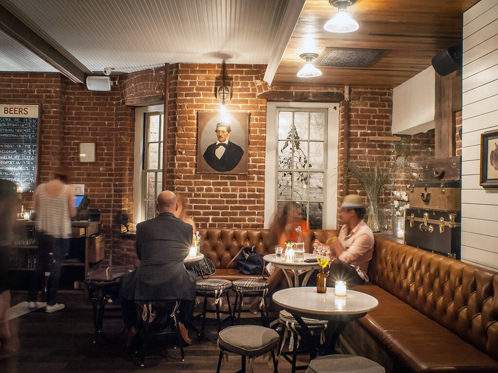 15 of the Best Upper East Side Bars to Visit Now