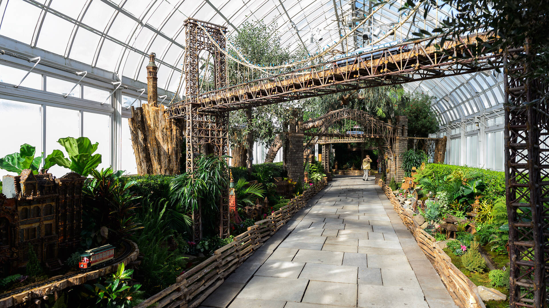 New York Botanical Garden's holiday train display is bigger than ever ...