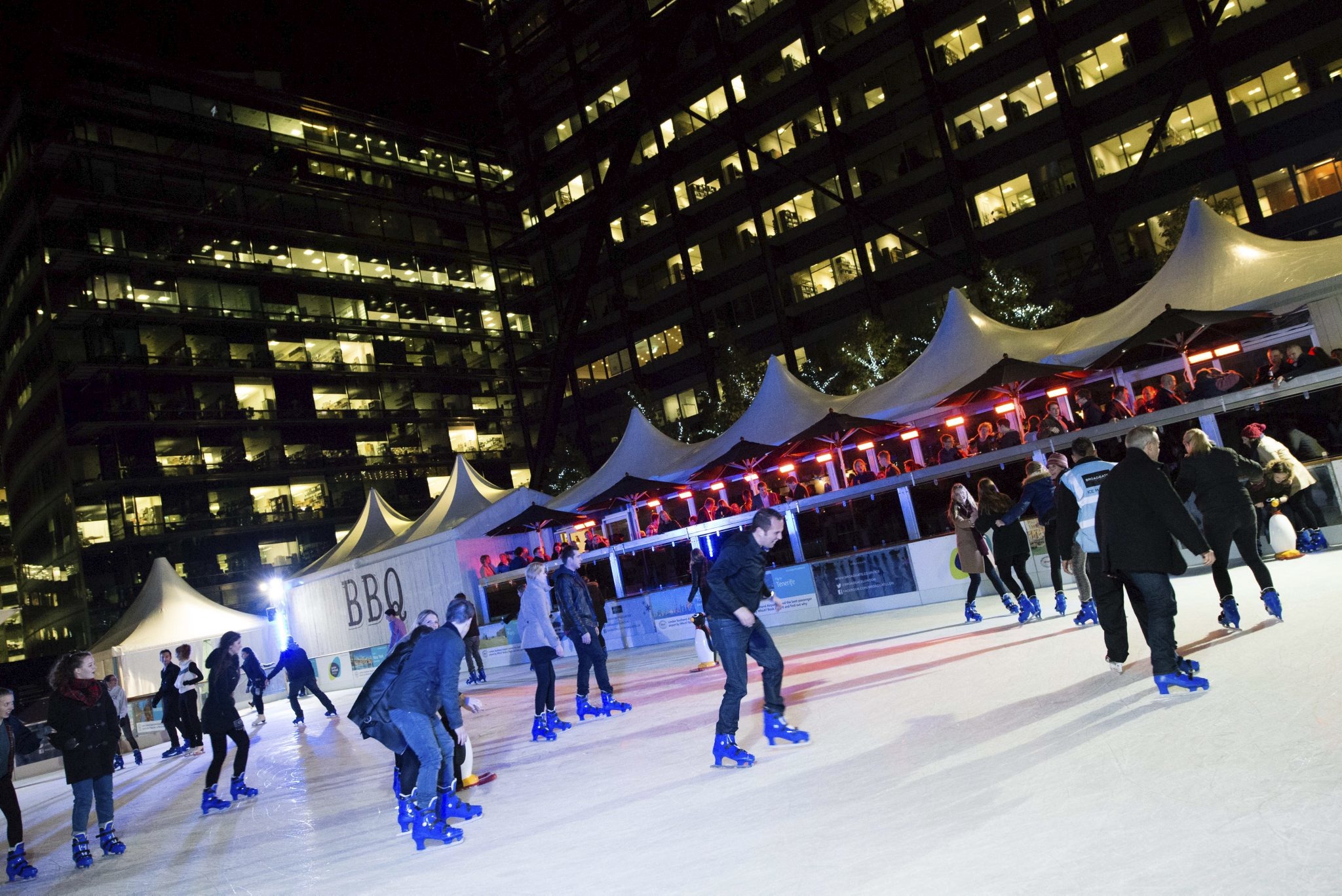 Ice skating in London Outdoor ice rinks Christmas in London Time