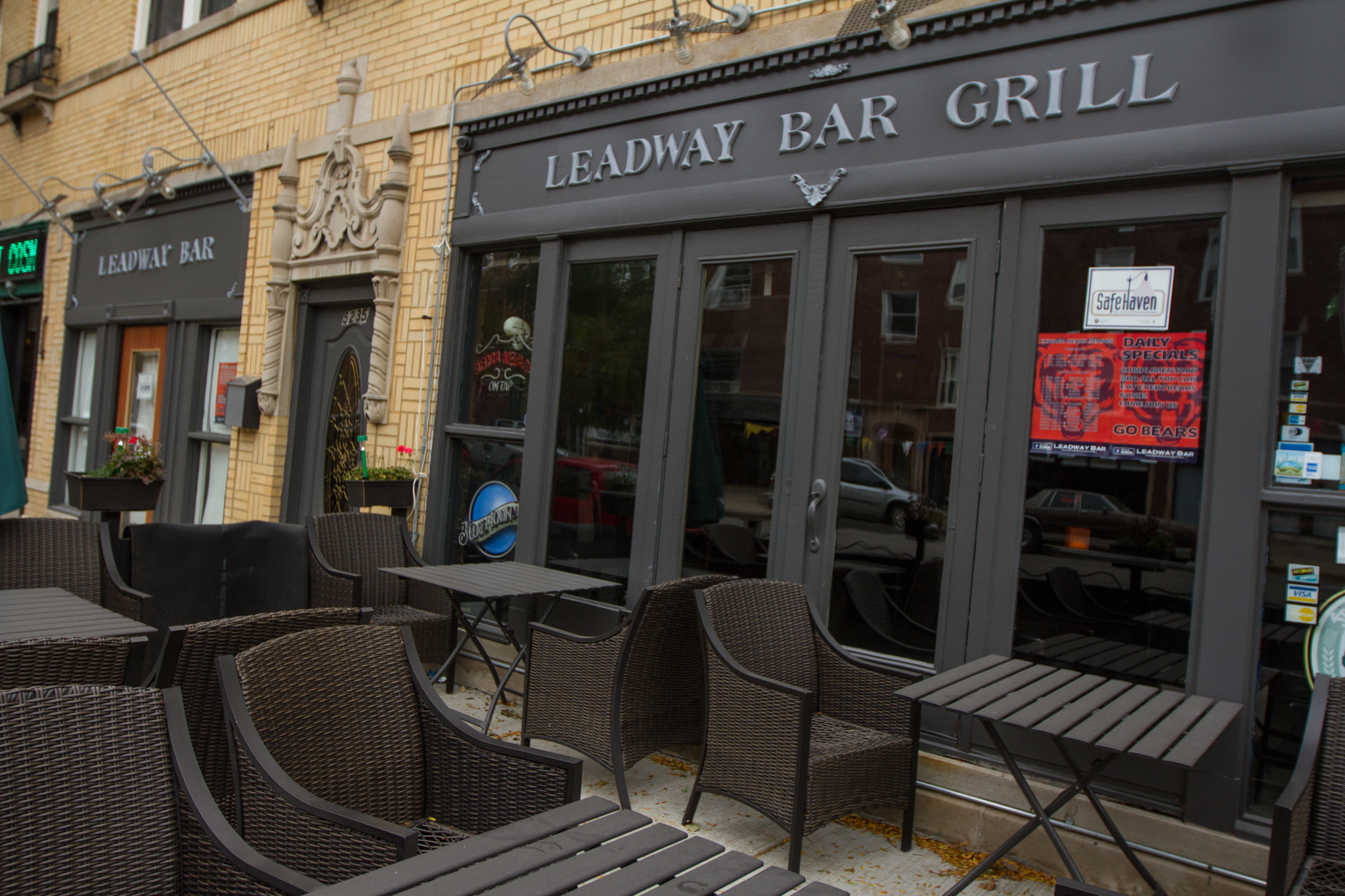 Leadway Liquors Bars In Lincoln Square Chicago leadway-liquors-bars-in-lincoln-square-chicago