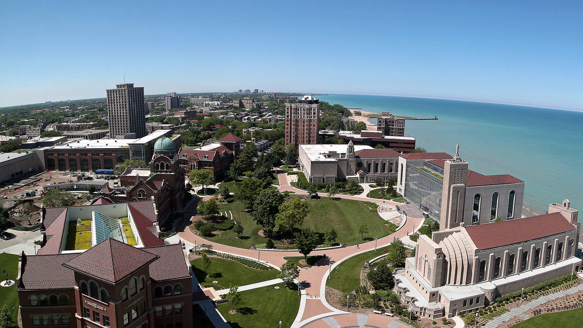 Loyola University | Things to do in Rogers Park, Chicago